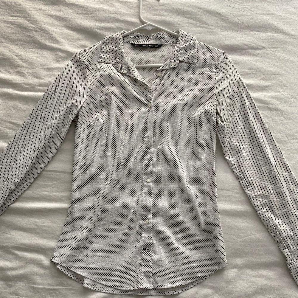 Zara Women Button Down Polka Dot Blouse - XS